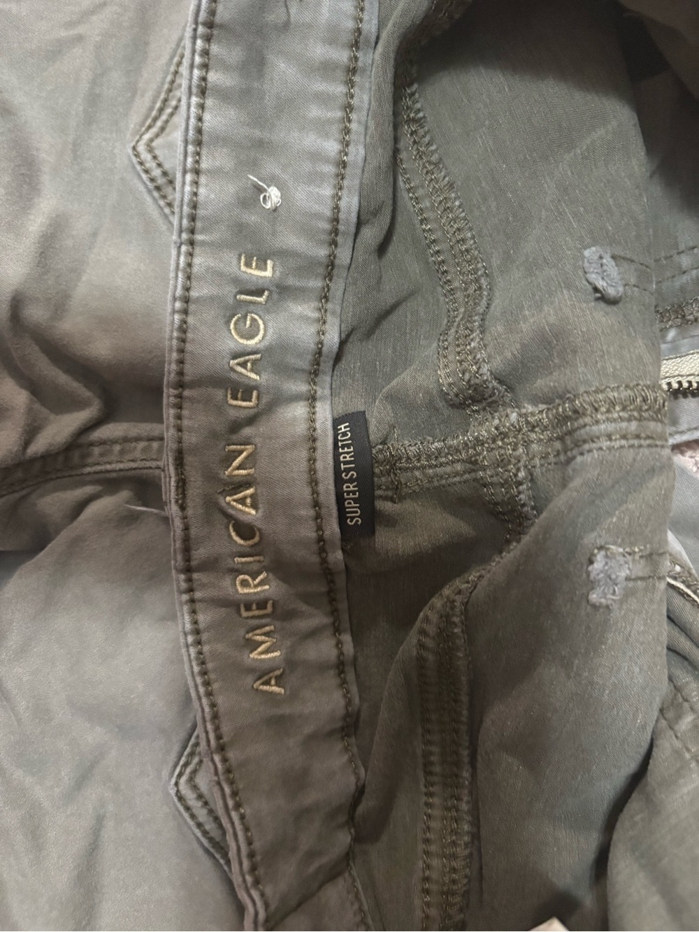 American Eagle Outfitters Olive Utility Cargo Straight Leg Jeans - Picture 5 of 5